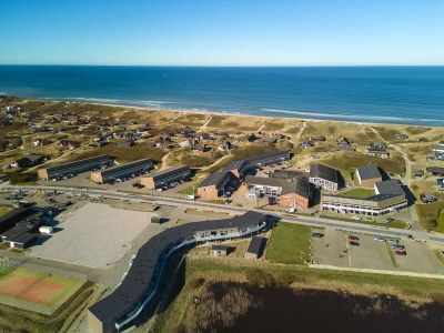 Holiday park 6 person holiday home in Ringkøbing - Outdoor photo 2