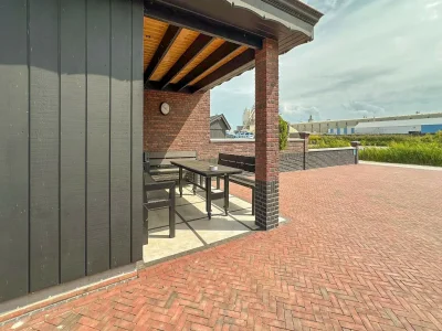Holiday house Detached Home in Friesland by Canal - Outdoor photo 2
