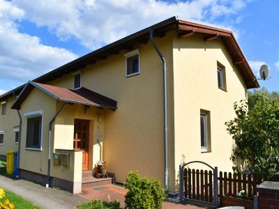 Apartment Behagliche Ferienwohnung im idyllischen Körchow in Mecklenburg Coast - Apartment
