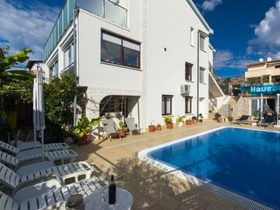 Holiday house Appartement Koralj °1 mit beheiztem Pool - Outdoor photo 13