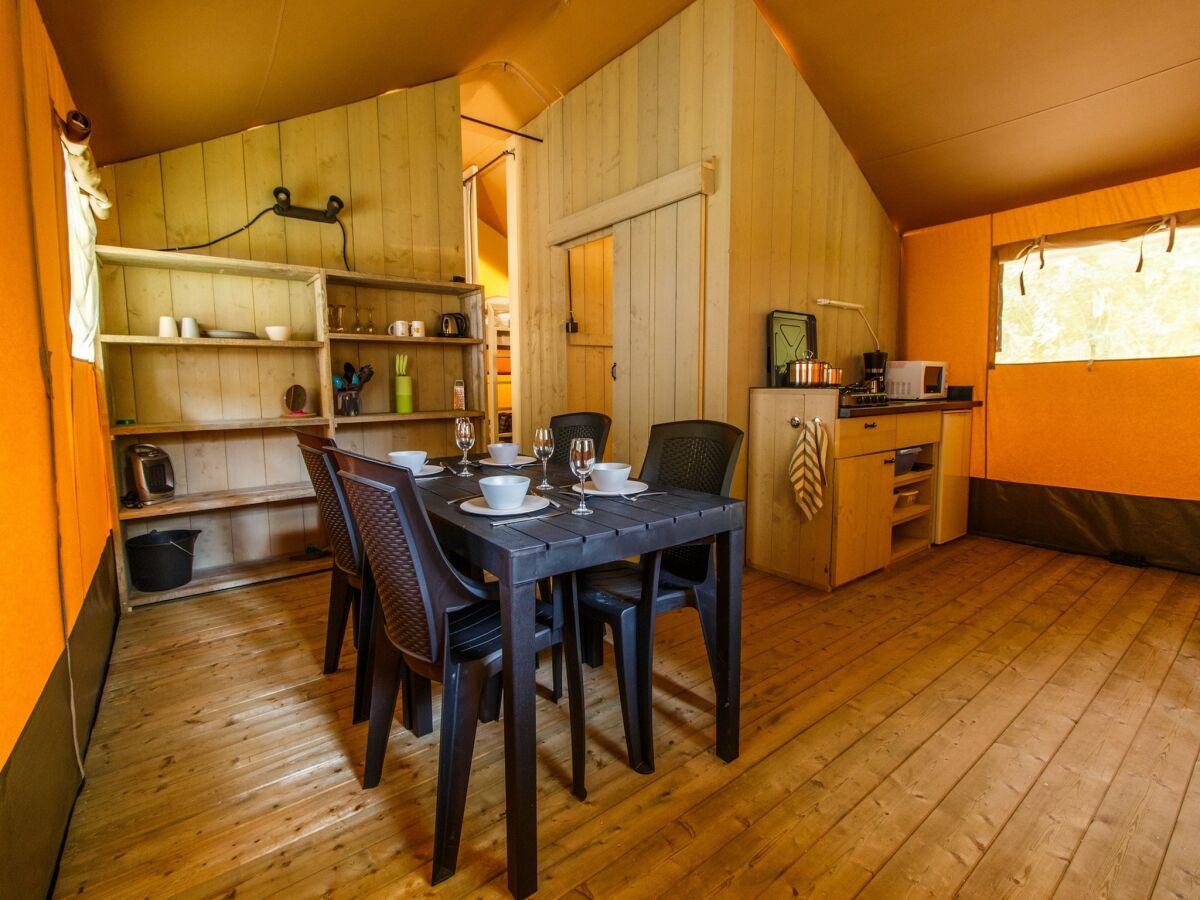 Holiday park Glamping-Zelt in den Niederlanden mit Terrasse - Features photo 3