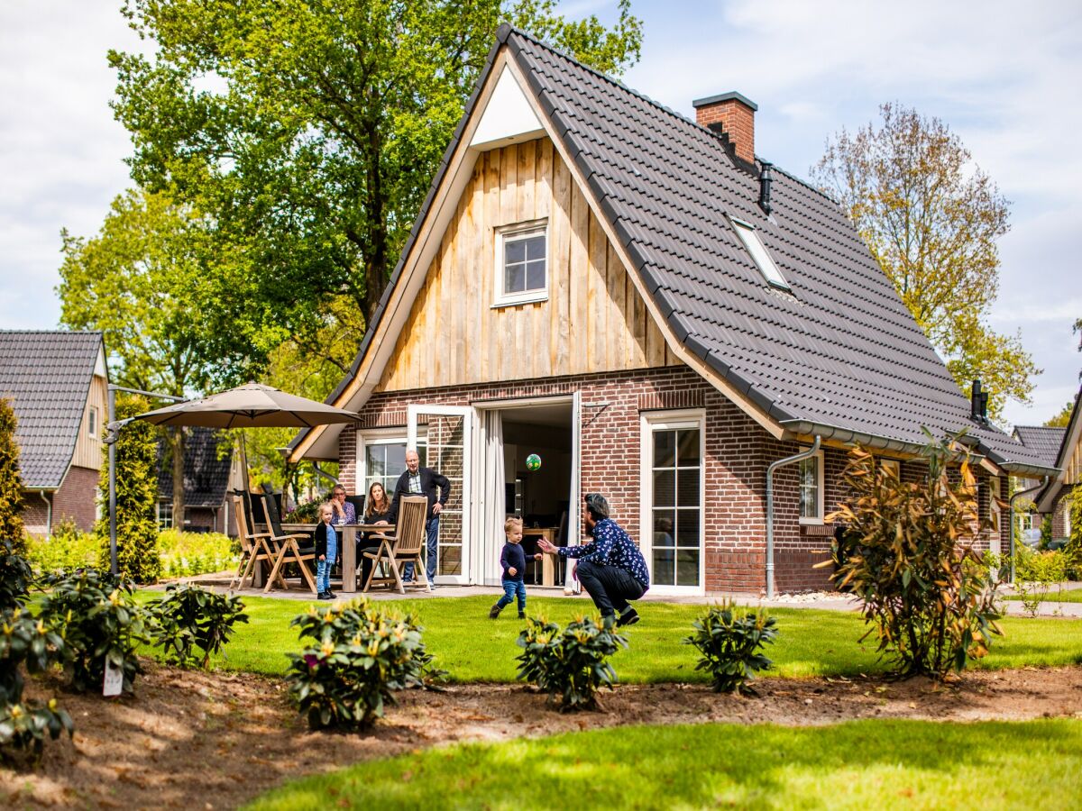 Holiday park Familienvilla + Sauna & Wintergarten