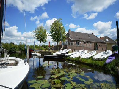 Holiday park Villa in Friesland mit Wassersteg - Environment photo 18