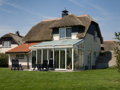 Holiday park Schöne Villa mit Wintergarten - Holiday park