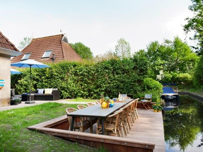 Holiday house Bungalow near De Alde Feanen Reserve - Outdoor photo 3