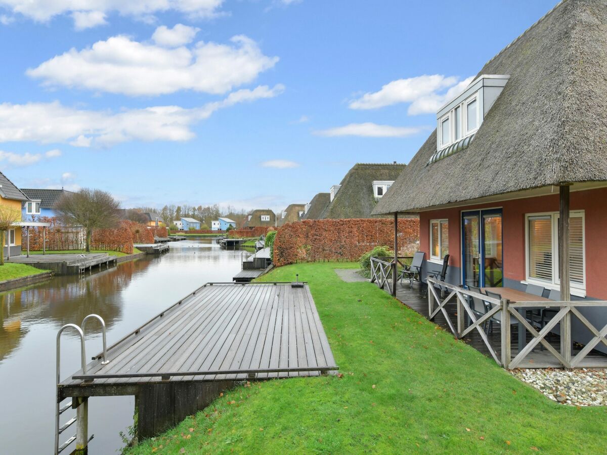 Holiday park Ferienhaus am Zuidlaardermeer für 6 Von Belvilla - Outdoor photo 2