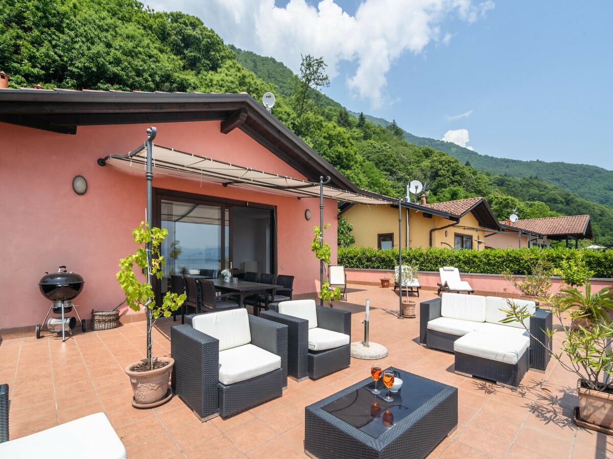 Apartment Oggebbio Getaway with Views