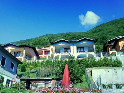 Apartment Oggebbio Getaway with Views - Outdoor photo 2