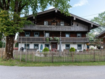 Holiday house Historisches Bauernhaus: 200 Jahre Alt trifft Neu - Outdoor photo 2