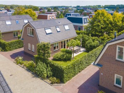 Holiday park Holiday Home in Noordwijk with Sunny Garden - Outdoor photo 8