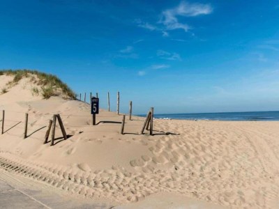 Holiday park Holiday Home in Noordwijk with Sunny Garden - Environment photo 35