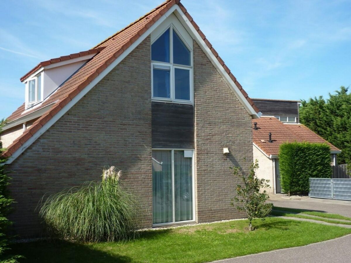 Holiday house Bungalow in Breskens near Beach & Lighthouse