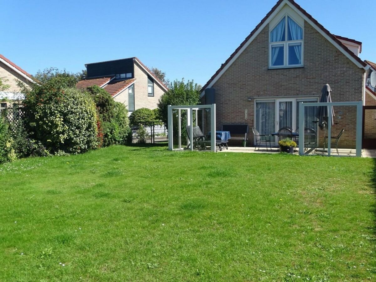 Holiday house Bungalow in Breskens near Beach & Lighthouse - Outdoor photo 3