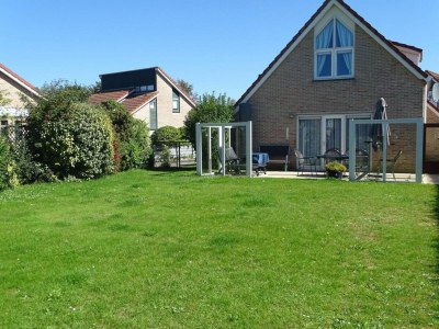 Holiday house Bungalow in Breskens near Beach & Lighthouse - Outdoor photo 3