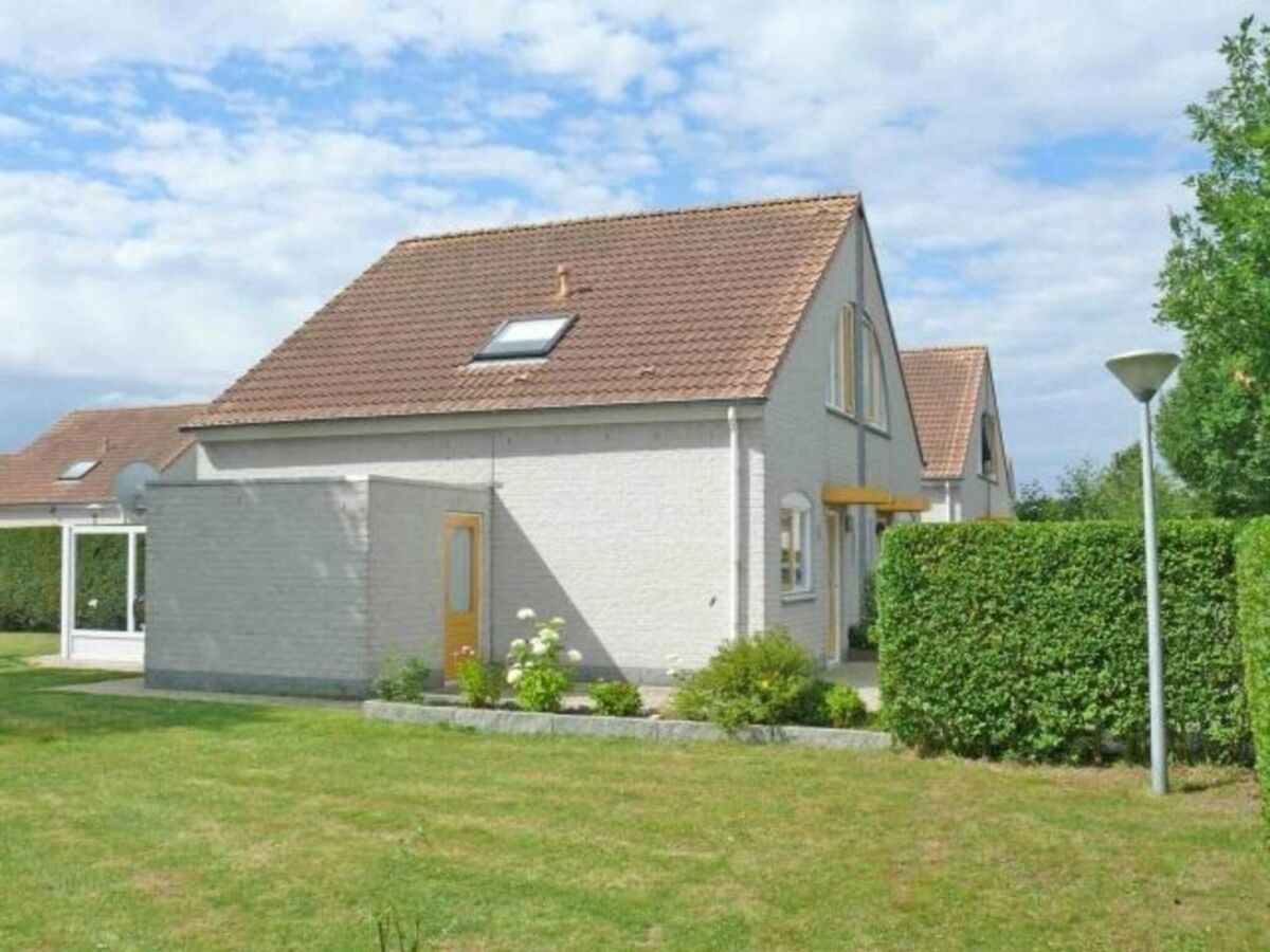 Holiday house Bungalow in Breskens nahe Strand - Outdoor photo 3