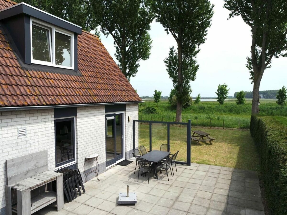 Holiday house Ferienhaus in der Nähe von Waterdunen für 6