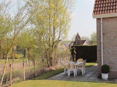 Holiday house Bungalow in Breskens near Beach and Lighthouse - Outdoor photo 2