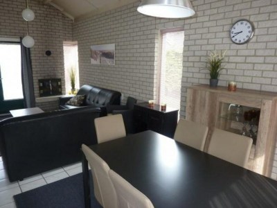 Holiday house Holiday Home in Schoneveld with Garden - Features photo 7