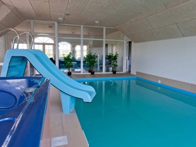 Holiday house Luxus-Poolhaus am Meer -- By Traum Ferienwohnungen - Outdoor photo 12