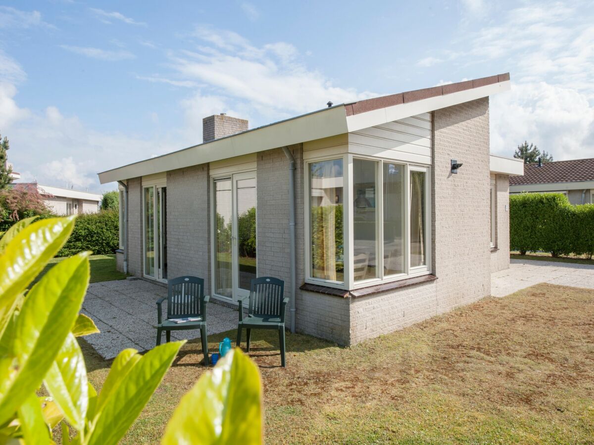 Holiday park Bungalow in Netherlands with Private Sauna