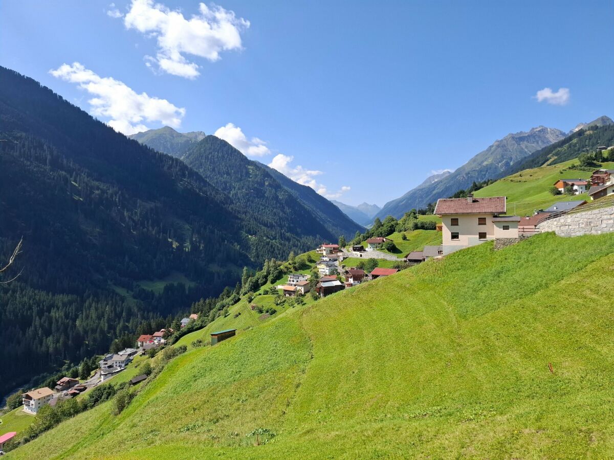 Apartment Gemütliche Wohnung mit schöner Aussicht - Outdoor photo 3