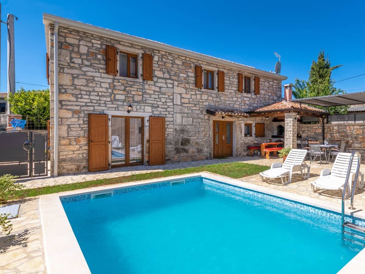 Villa Zinnia