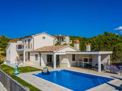 Villa Villa Vanda in Sv Lovrec Labinski - Villa