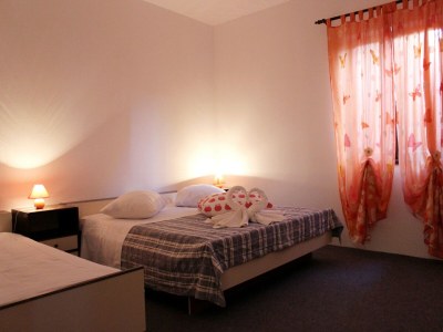 Apartment Apartments Sweet Life - One-Bedroom Apartment with Terrace (Nina) (ST) - Features photo 4