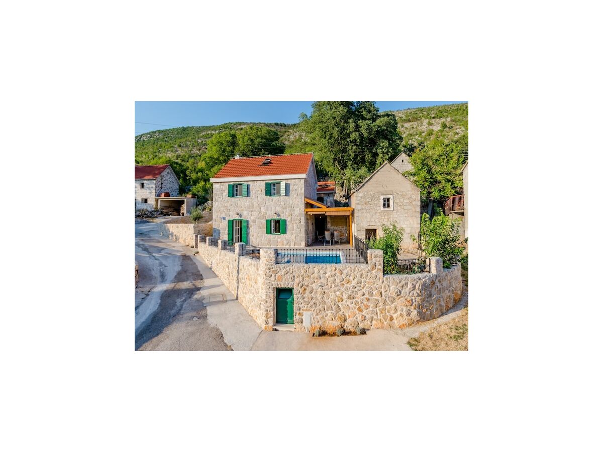 Holiday house Holiday Home Rustic - Two Bedroom Holiday Home with Private Pool - Outdoor photo 5
