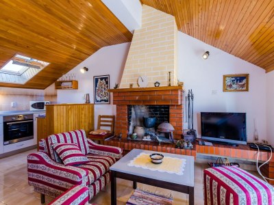 Apartment Apartment and Room Cicko - One Bedroom Apartment with Terrace and Sea View (Attic) - Features photo 18