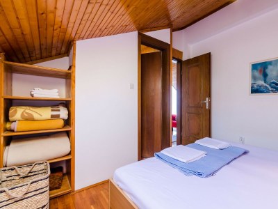 Apartment Apartment and Room Cicko - One Bedroom Apartment with Terrace and Sea View (Attic) - Features photo 21