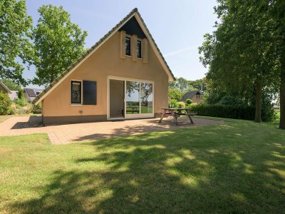 Holiday house Bungalow in Sondel am Slotermeer - Holiday house