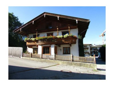 Apartment Ferienhäusl Hubert und Staller in Kaltenbach - Apartment