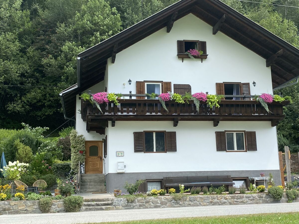Apartment TOP 1 mit 4 Schlafzimmern