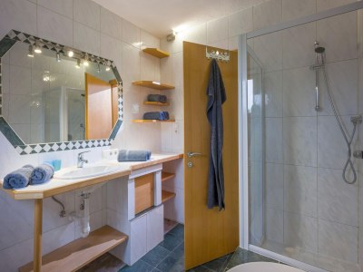 Apartment Pleasing Apartment in Kaltenbach near Ski Area - Features photo 16