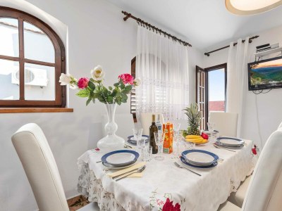 Apartment Apartments Barbarella - Three Bedroom Apartment A2 - Features photo 12
