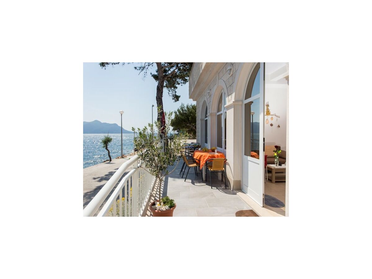 Apartment 2 bedroom apartment with Sea view