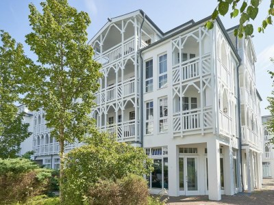 Apartment Ferienwohnungen im Seepark Sellin in Rügen - Apartment