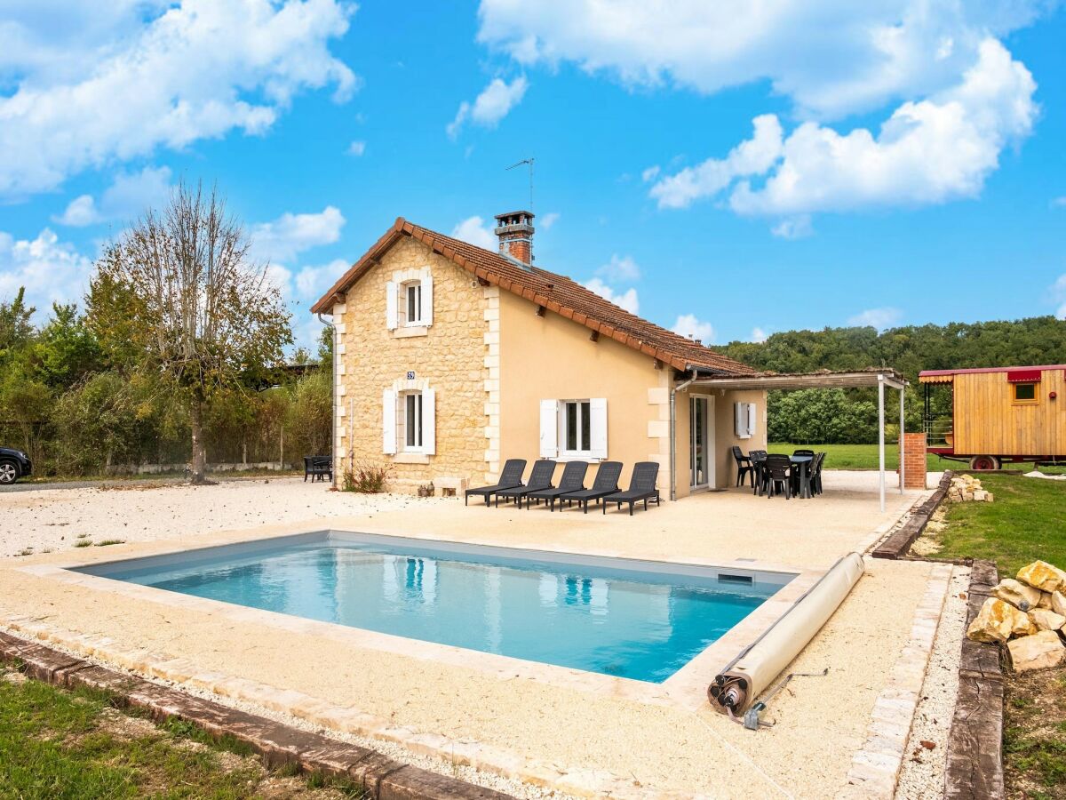 Holiday house Charming Holiday Home with Private Pool