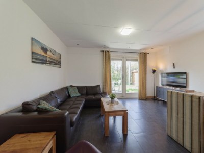 Holiday park Ferienhaus in Zeeland mit großem Garten - Features photo 16