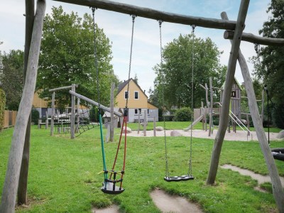 Holiday park Ferienhaus: Blasen, Hüpfen und Entspannen - Outdoor photo 5
