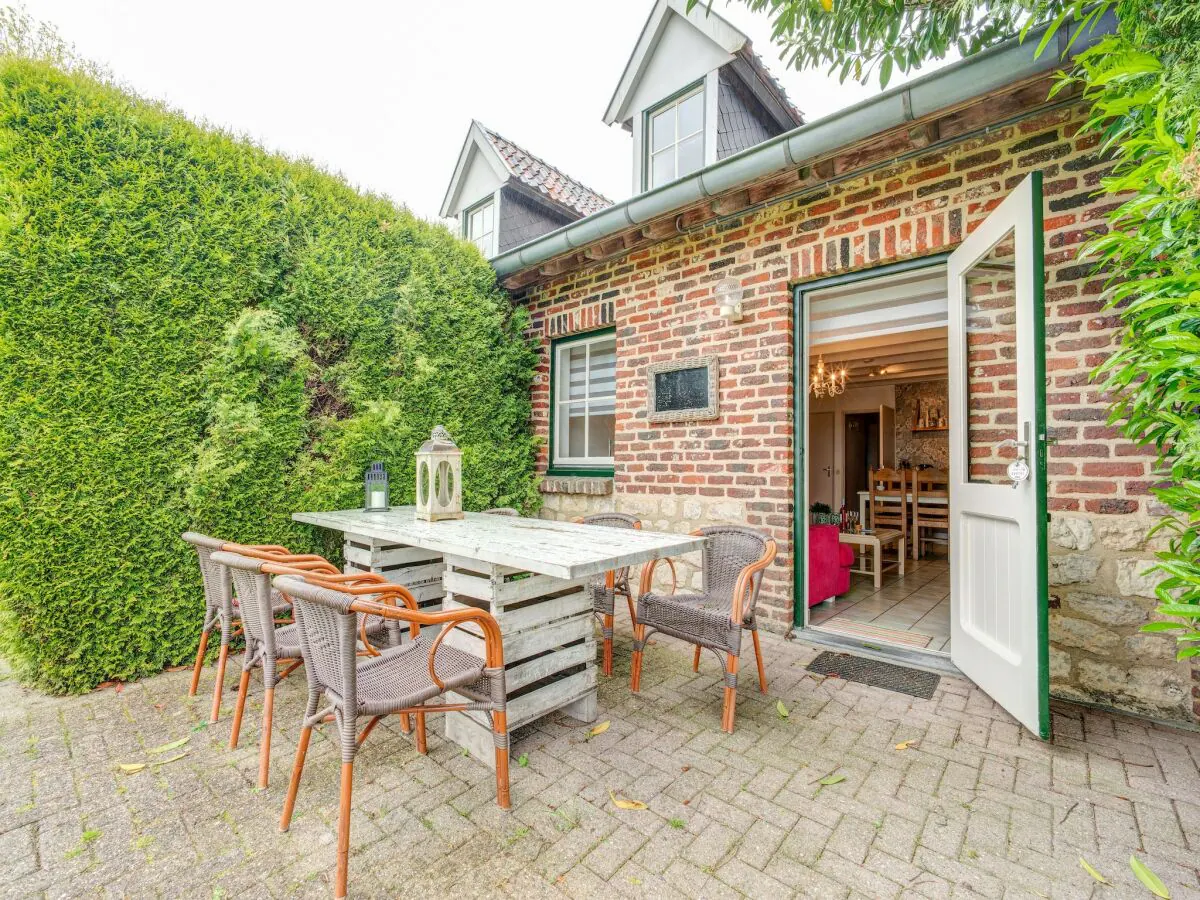 Holiday house Holiday Home in Ubachsberg with Terrace