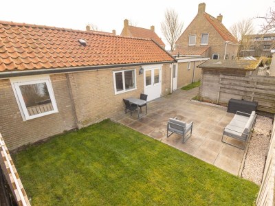 Holiday apartment Sauke Jaap in Buren-Ameland - Holiday apartment