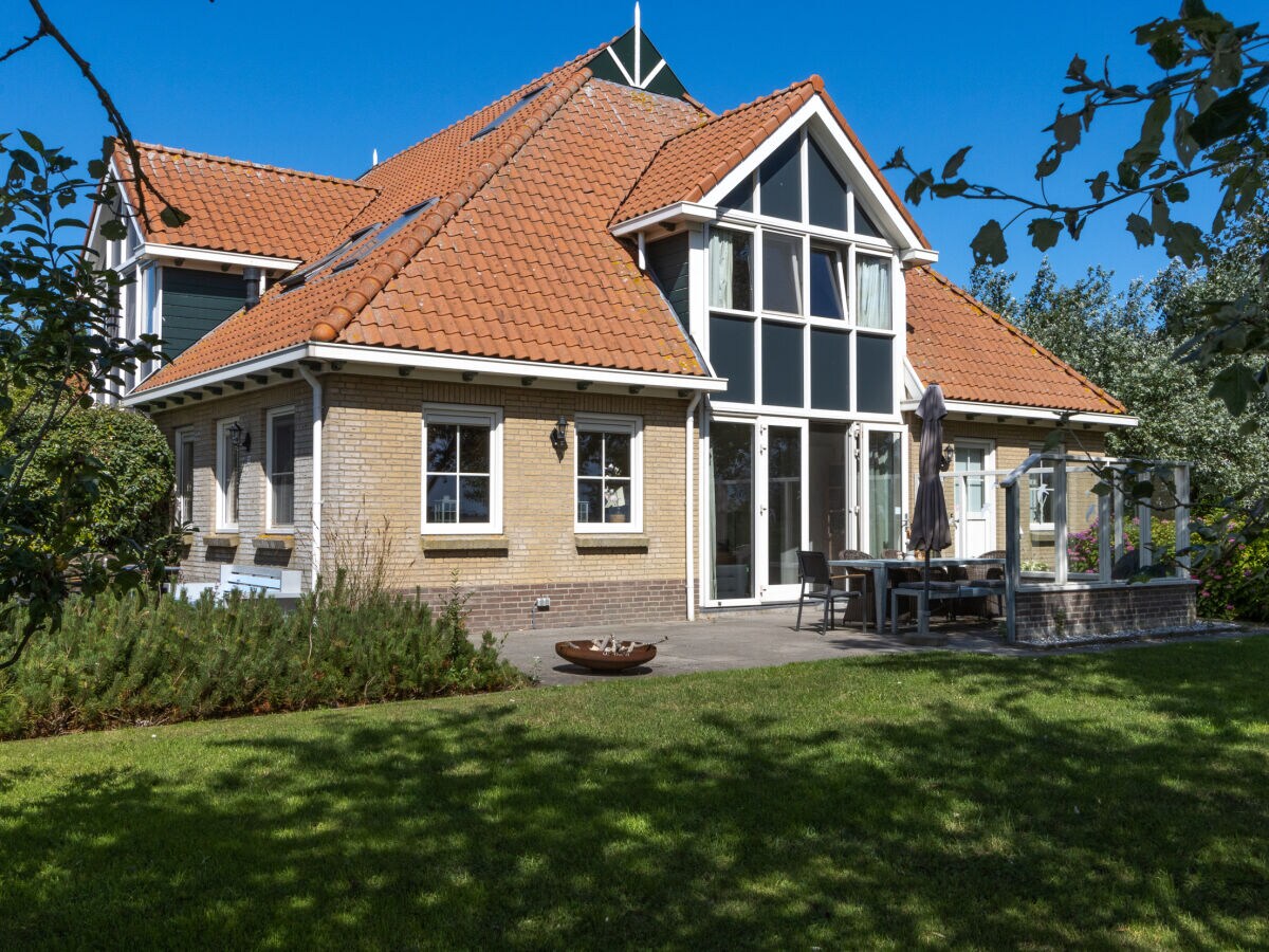 Villa Weidevilla Liesje 1
