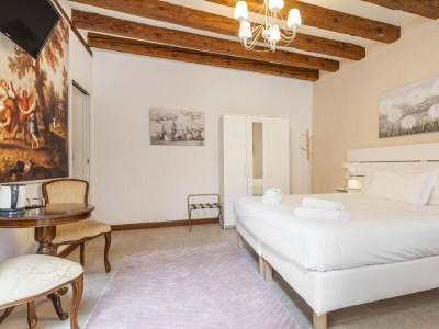 Holiday house Residenza Centopietre - Camera Pink - Features photo 15