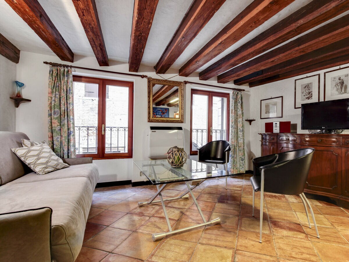 Apartment Rialto Canal View