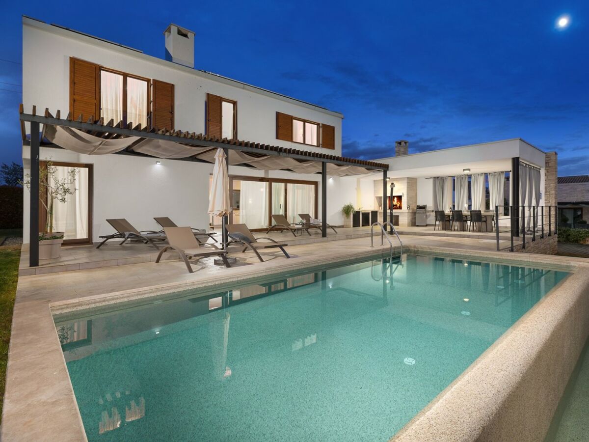 Villa Villa Terra Grigia