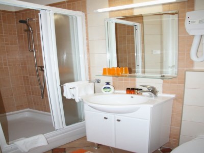 Apartment Villa Alegria Cavtat - Two Bedroom Apartment with Balcony and Sea View (Apartment B) - Features photo 3