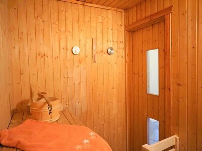 Holiday house Ferienhaus im Ferienpark Mirow - Outdoor photo 27