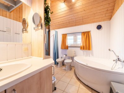 Holiday house Ferienhaus im Ferienpark Mueritz - Features photo 9